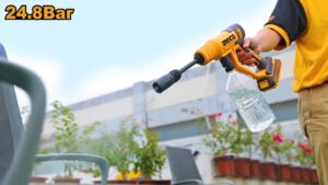 INGCO 20V LI-ION PRESSURE WASHER 24.8 BAR 1X2.0AH+CHRG CPWLI20362 thumbnail