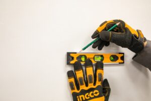 INGCO 3 VIALS MAGNETIC TORPEDO LEVEL 225MM HMSL01030 thumbnail
