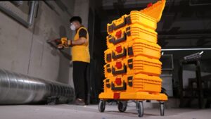 INGCO 19" STACKABLE TOOL BOX 480X320X148MM PBXS102 thumbnail